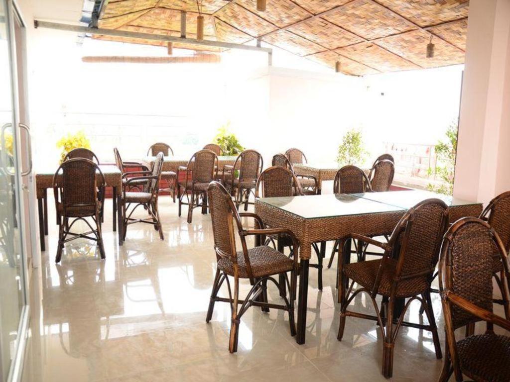 Real Link Hotel Yangon Exterior photo